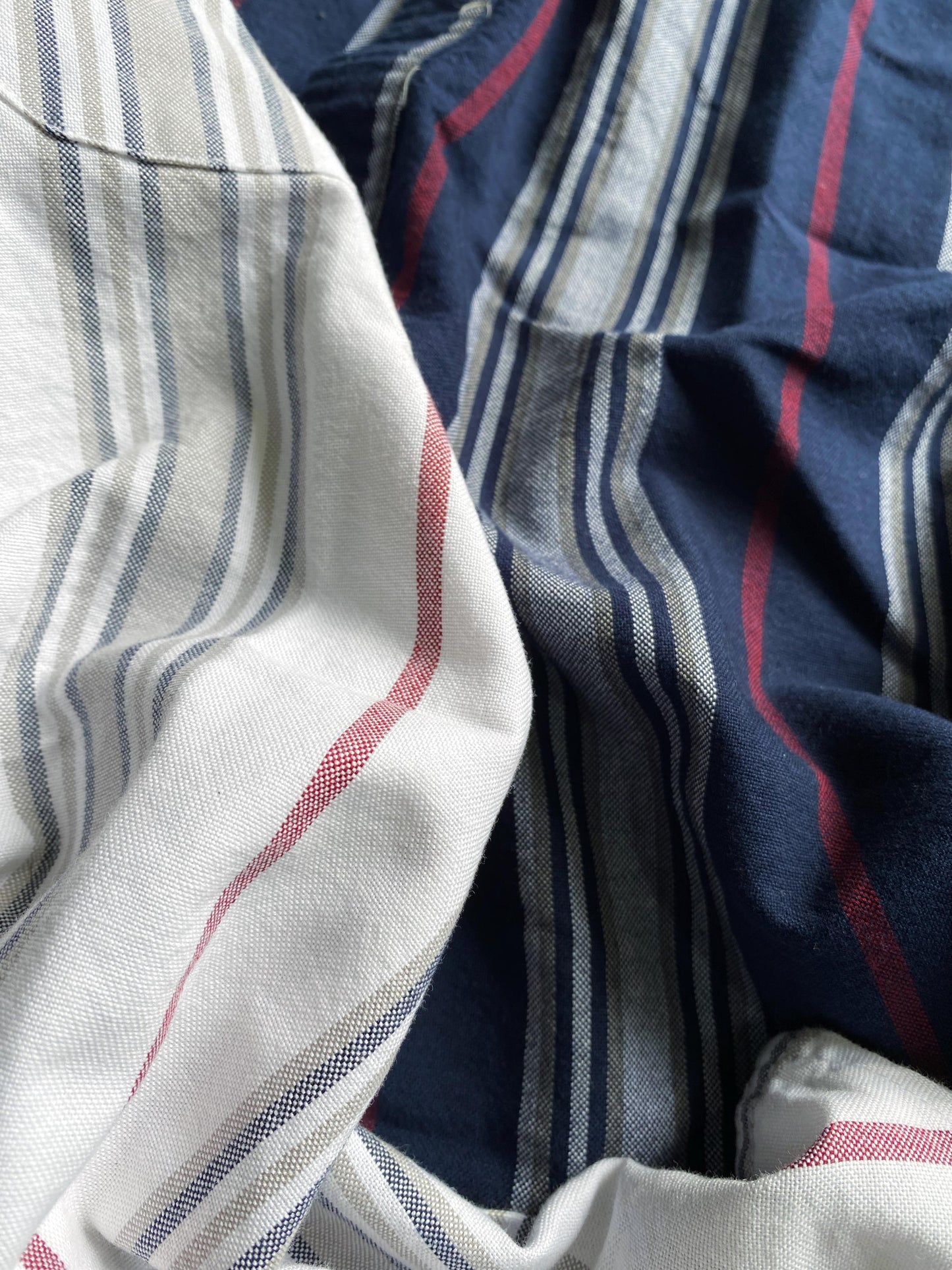 Premium Yarn Dyed Vertical Lining 100% cotton Oxford Full Sleeve Shirt - Metal Push Buttons