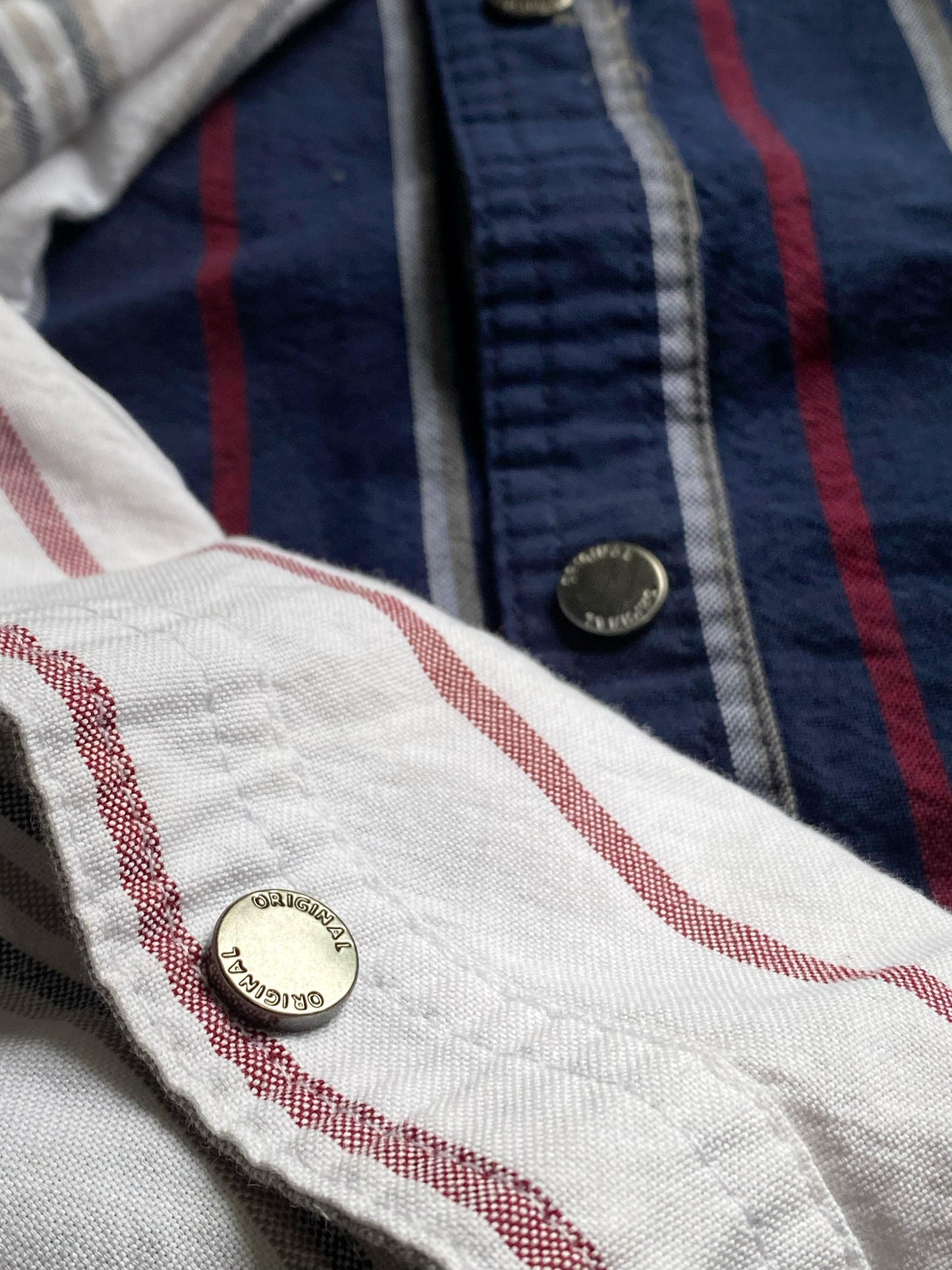 Premium Yarn Dyed Vertical Lining 100% cotton Oxford Full Sleeve Shirt - Metal Push Buttons